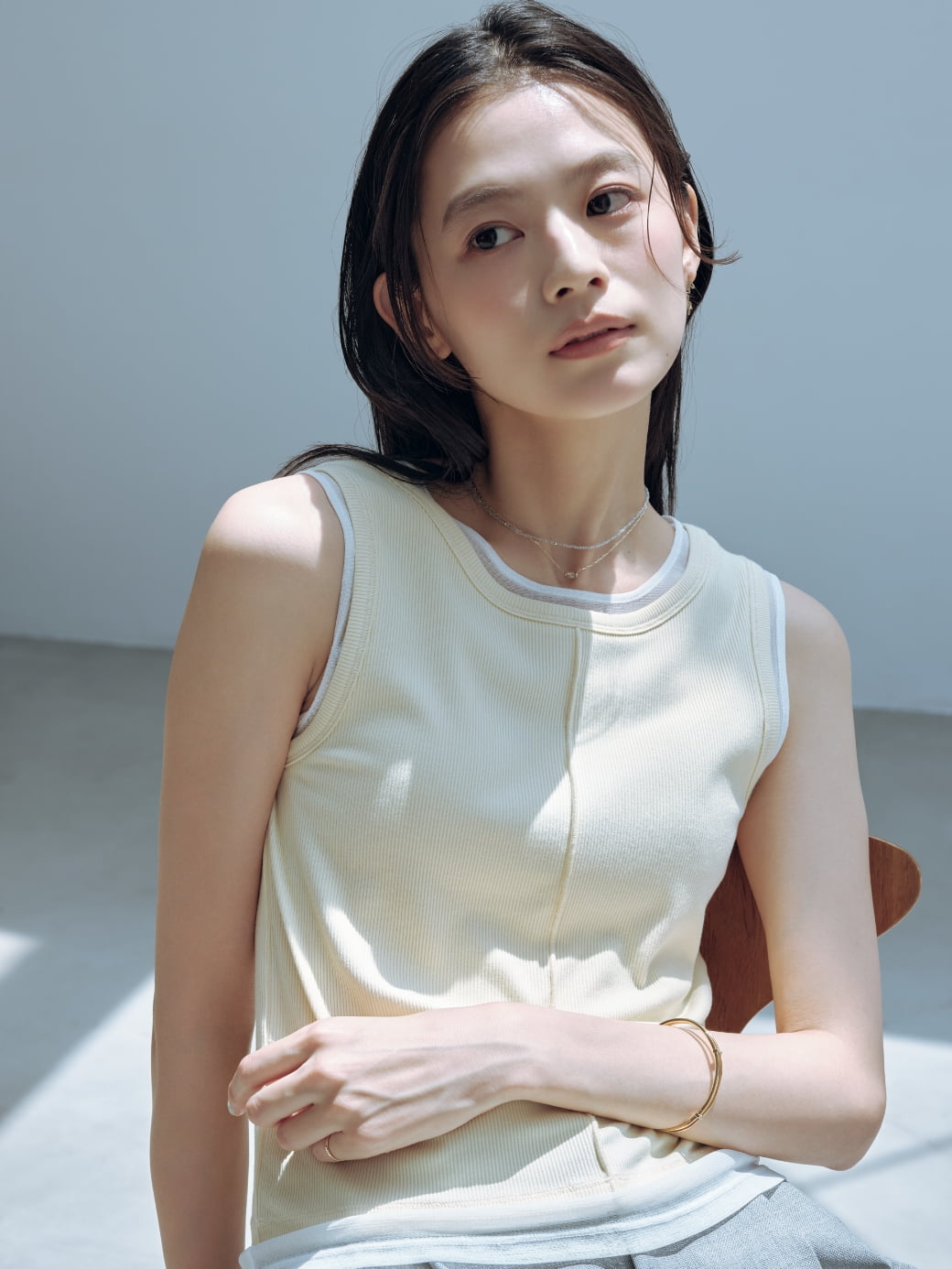 STYLE 01 ノースリーブ×ネックレス