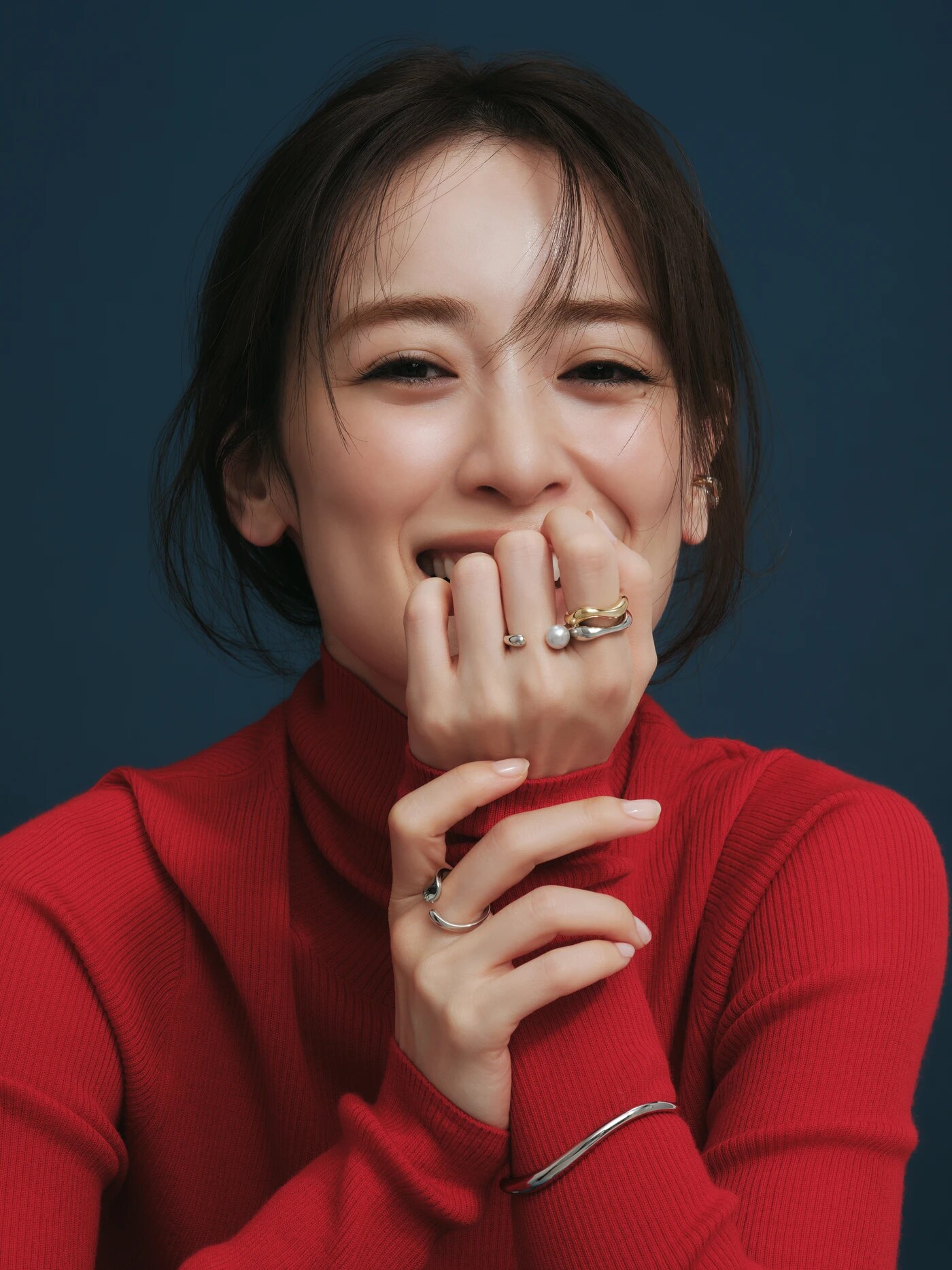 泉里香さん・レッドスタイル