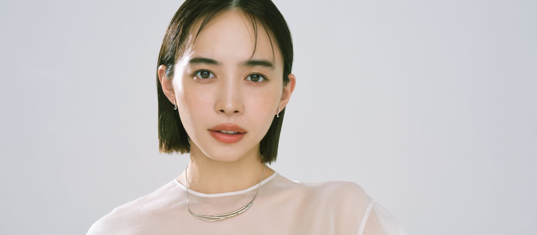 きっと大丈夫。そっと背中を押す“お守りジュエリー”のメインビジュアル