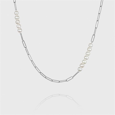 【Hei】pear cubic necklace〜シルバー素材ネックレス★韓国発 Hei】pear cubic necklace〜シルバー素材ネックレス☆韓国発
